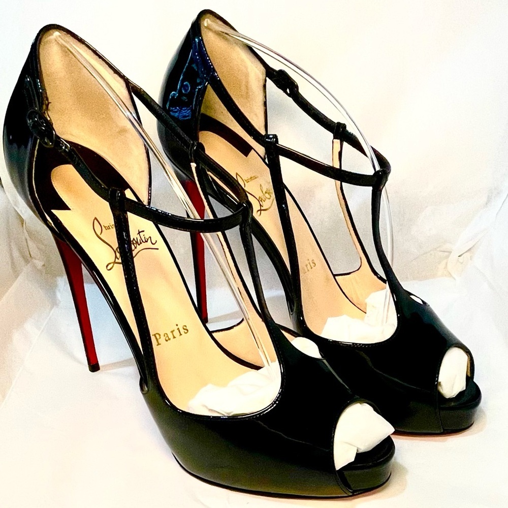 Christian Louboutin ankle strap cage peeptoe pumps. Glossy patent black
38.5 - Picture 2 of 14